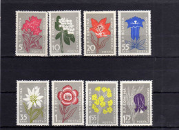 ROMANIA  POSTA ROMANA 1957 FLORA FLOWERS FLOWER COMPLETE SET FIORI FIORE SERIE COMPLETA MNH - Neufs