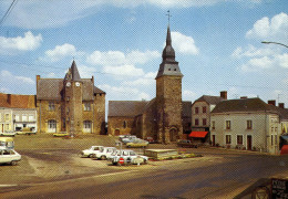 72-BOULOIRE...LA PLACE AVEC L'EGLISE ET LE CHATEAU AVEC VOITURES......CPM - Bouloire