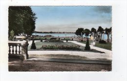 Avr14    3364932  Blaye  Le Square - Blaye