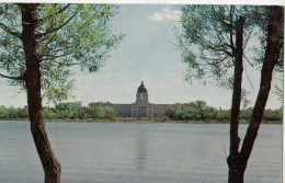 P4317 Saskatchewan Parliament Building Over Mascana Lak Canada  Front/back Image - Autres & Non Classés