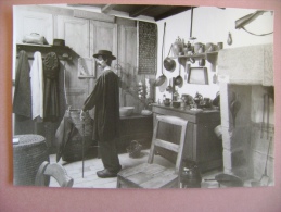 PHOTO  MUSEE DE CHAPEAUPONSAC  INTERIEUR LIMOUSIN - Chateauponsac