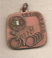 Italia - Medaglia In Bronzo Commemorativa DEL CICLOTURISMO - 1975 * P - Autres & Non Classés
