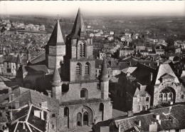 Delcampe - 87 - SAINT JUNIEN / VUE AERIENNE SUR L'EGLISE - Saint Junien