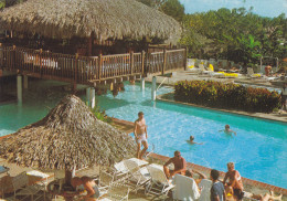 ANTILLES,AMERIQUE,AMERICA ,REPUBLIQUE DOMINICAINE,REPUBLICA DOMINICANA,CASA DE CAMPO,PISCINE,PAILLOTTE - Dominicaine (République)