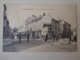 CPA 85 FONTENAY RUE DE LA REPUBLIQUE ET RUE BLOSSAC - Fontenay Le Comte