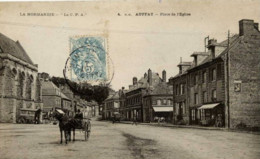 Dépt 76 - AUFFAY - Place De L'Église - Animée, Carriole Attelée - Auffay