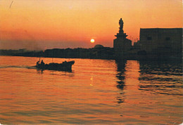 MAZARA DEL VALLO - Tramonto, Coucher De Soleil, Sunset - Bateau De Pêche à L'entrée Du Port - Circulée 1972, 2 Scans - Mazara Del Vallo