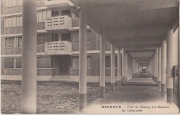 BAGNEUX  -  Cité  Du  Champ  Des  Oiseaux  -  La  Colonnade. ( Carte Assez Rare ). - Bagneux