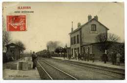 ILLIERS 28 EURE ET LOIRE GARE INTERIEURE - Illiers-Combray