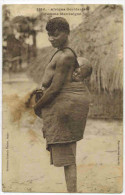 AFFRIQUE OCCIDENTALE ETHNIE :  " Femme Mankaigne  "  - N° 1120 - Enfant - Seins Nus - Zonder Classificatie