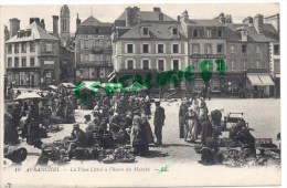 50 - AVRANCHES - LA PLACE LITTRE A L' HEURE DU MARCHE - MAGASIN JOAILLERIE ORFEVRERIE - BONNEAU CLOUET - Avranches