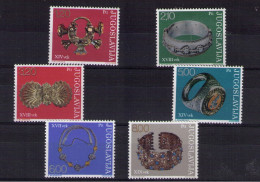 YUGOSLAVIA 1974 Jewelery - Unused Stamps