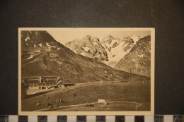 65* Les Alpes Le Lautaret Chalet Du PLM  Et Le Massif De La Meije - Autres & Non Classés