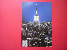 CPM  NEW YORK CITY         VOYAGEE TIMBRE - Empire State Building