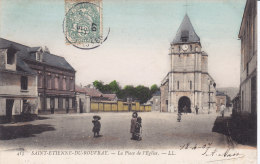 SAINT ETIENNE DU ROUVRAY, La Place De L'Eglise En Couleur - Saint Etienne Du Rouvray