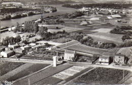 LA CHAPELLE BASSE MER    LA PIERRE PERCEE   ANNEE 1962 - La Chapelle Basse-Mer