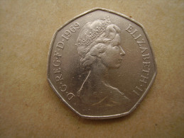 Great Britain 1969 FIFTY NEW PENCE Copper-Nickel  7 Sided  Used In VRY GOOD CONDITION. - 50 Pence