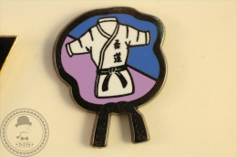 E.S. SUCY Judo -  Pin Badge - #PLS - Judo