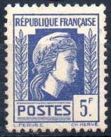 France ; 1944 ; N° Y: 645     ; N** , Gomme Brune ;  "  Marianne D´ Alger " ; Cote Y(2006) : 5.50  E. - 1944 Coq Et Marianne D'Alger