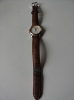 VINTAGE TISSOT PR 50 SWISS MADE - Montres Anciennes