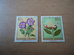 Ruanda-Urundi: 2 Werte Blumen  (1953) - Unused Stamps