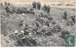 L'Infanterie En Manoeuvres - Un Coin De Grand'halte - En Attendant Le "jus" - Manoeuvres