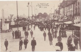 CPA Animée - PAUILLAC (33) - Le Quai Léon Périer - 1919 - Pauillac
