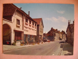 CPM FLOGNY LA CHAPELLE LA GRANDE RUE HOTEL DE LA POSTE - ECRITE EN 1985 - Flogny La Chapelle