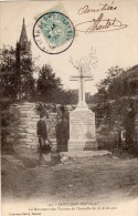 SAINT-JEAN-BREVELAY MONUMENT DES VICTIMES DE L'INCENDIE DU 28/04/1901 ANIMEE CARTE PRECURSEUR - Saint Jean Brevelay