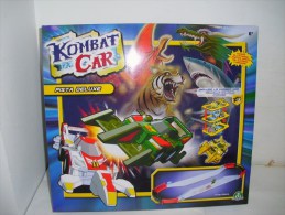 Pista  Deluxe / KOMBAT  CAR - Toy Memorabilia