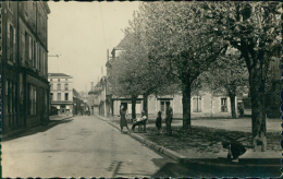 79 COULONGES SUR L'AUTIZE / Rue Du Commerce / CARTE GLACEE - Coulonges-sur-l'Autize