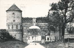 28 // CHATEAUNEUF EN THYMERAIS   Ferme De Guillandru   CPSM 150 X 105 - Châteauneuf