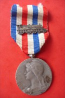 Medaille Bronze Argenté ,chemin De Fer .O Roty ,signée Arthus Bertrand .Dia:3,4 Cms  1930 - Profesionales / De Sociedad