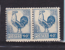 FRANCE N°632  40C BLEU TYPE COQ D'ALGER POINT BLANC A COTE DU 4 DE 40C  NEUF SANS CHARNIERE - Unused Stamps