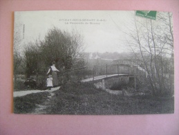 CP  EPINAY SOUS SENART   LA PASSERELLE DE BOUSSY - ECRITE EN 1908 - Epinay Sous Senart