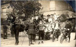 SEMBLANCAY (Indre-et-Loire 37) - Carnaval Dans Les Années 1930 Près Du Château De La Barrière - Char Famille Nombreuse - Semblançay