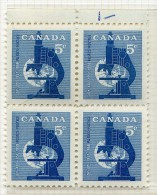 Canada  **    N° 303 - Année  Geophysique   Bloc De 4 . - Neufs