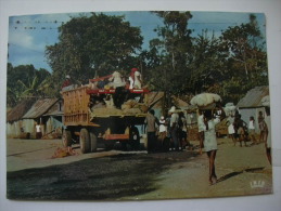 HAITI  CAMION DE TRANSPORT ENTRE  CAP HAITIEN ET PORT AU PRINCE IRIS 7233 - Haïti