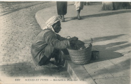 ETHNIQUES ET CULTURES - AFRIQUE DU NORD - SCENES ET TYPES - Marchand De Ra-ka-ouet - Ohne Zuordnung