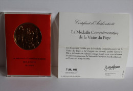 Médaille En VERMEIL (argent Silver Doré) Visite Du Pape 1980 Dans Sa Boîte - Sonstige & Ohne Zuordnung