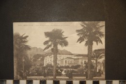 CP, 06, Menton Les Nouveaux Jardins Et Le Casino N°945 Edition Giletta - Menton