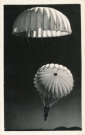 AVIATION - PARACHUTISME - Saut En Parachute Effectué En 1955 - Parachutisme