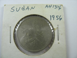 SUDAN  10 GHIRSH 1376 1956  COIN  LOT 27 NUM  7 - Soedan