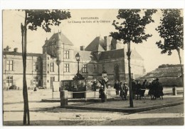 OULONGES Sur L´AUTIZE  -  Le Champ De Foire Et Le Château. - Coulonges-sur-l'Autize