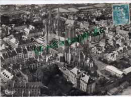 50 - COUTANCES - VUE AERIENNE  LA CATHEDRALE  COTE ABSIDE - 1953 - Coutances