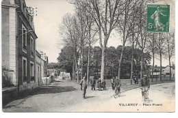 VILLENOY - Place Picard - Villenoy