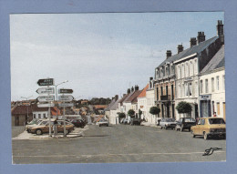 CPSM - DESVRES - La Place - Automobile Renault Peugeot ... - Desvres