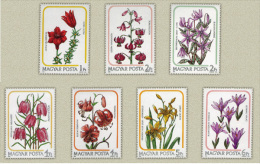 HUNGARY 1985 FLORA Plants FLOWERS - Fine Set MNH - Nuovi