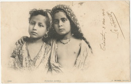 248 Geiser Fillettes Arabes J. Geiser Voyagé Tiaret 1902 Petite Dechirure 3mm En Haut - Bambini