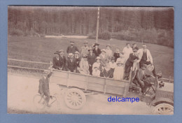 CPA Photo - THONES - Promenade Un Jour De Fête Dans Un Beau Camion - Début 1900 - Camions & Poids Lourds